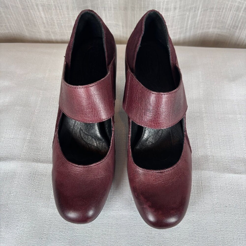 Born Women's 8M Burgundy Leather Mary Janes Pumps Heels - Picture 2 of 9